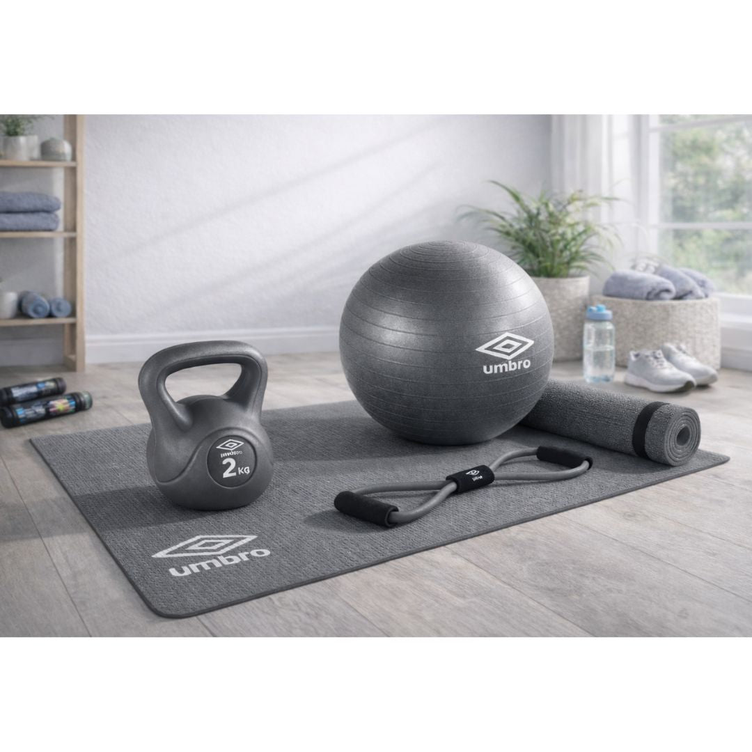 Set Fitness Umbro - Tappetino, Palla, Elastico e Kettlebell 2kg per Allenamento Completo e Funzionale-Nero